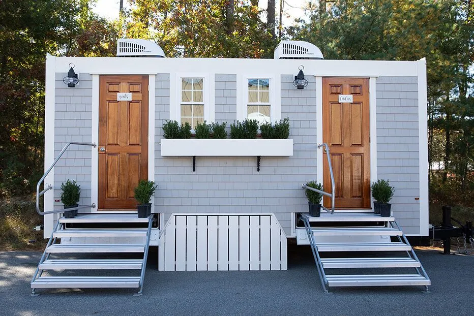Luxury Restroom & Wedding Trailers